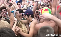 Real Amateur College Girls Exposed As Seen In This Extremly