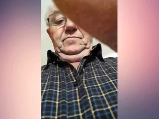 69 yo man from Italy