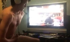 Wanking + Call Of Duty
