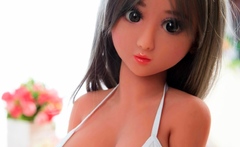 Cute Hot Sex Dolls with Big Tits for a quick Blowjob