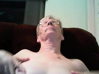 Nanny Loves Tit Play