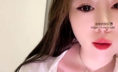Naughty Japanese babe Ayaka Tomoda masturbates