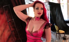 Hot redhead MILF likes anal