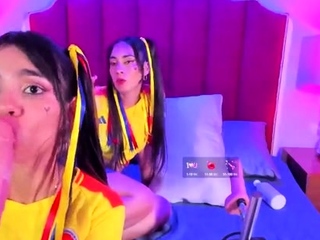 Japanese teen uses toys to pleasure pussy