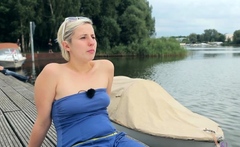 amateur blonde solo webcam