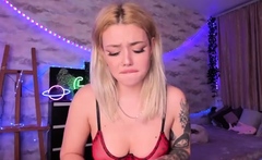 Amateur His Tall Blonde Fetish Masturbating On Live Webcam