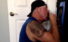 Gloryhole dicksucking DILF caught