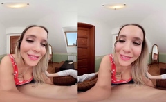 Jennifer Mendez - Meet Her