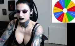 Amateur Big Boobs jerks Big Dick