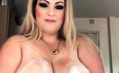 Fat BBW with big boobs masturbating and squirtin on cam
