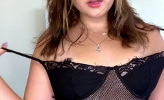 Brunette Solo Webcam Masturbation