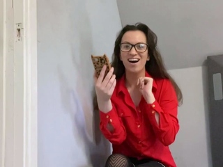 Real femdom SPH session to loser