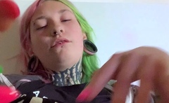 Amateur Webcam Teen Masturbates And Teases