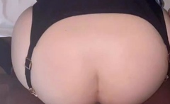Hot milf got cumshot on her ass