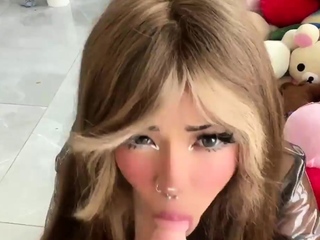 Amateur Blonde Teen Plays Solo with Toy Webcam Porn