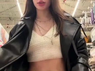 Shy_priincess masturbates in public