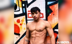 Handsome Latino Ripped Muscle Boy Pics